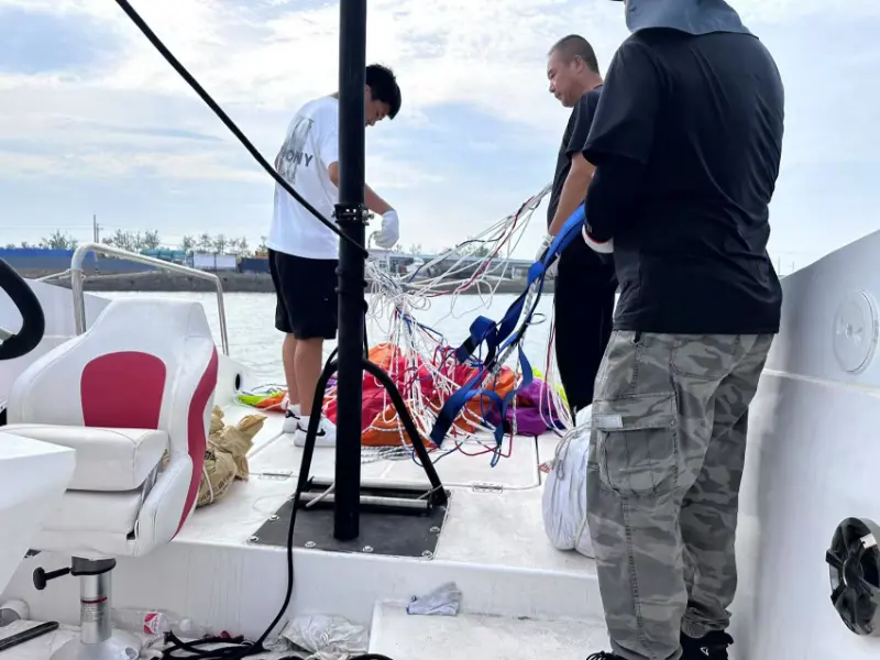 Lawada® Yacht Konzentriert sich auf die Bedürfnisse der Kunden und optimiert das Design des Parasail-Bootes, um den Betriebsgewinn zu steigern