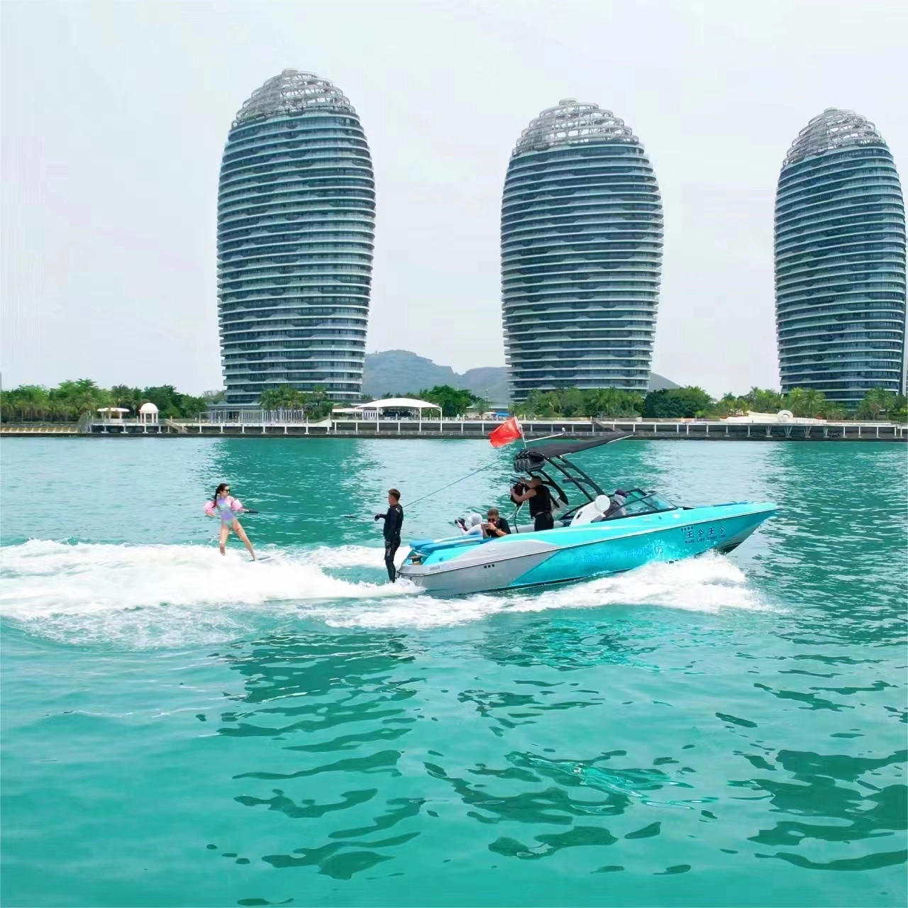 Was genau ist ein Wakeboard-Boot und wie funktioniert es?