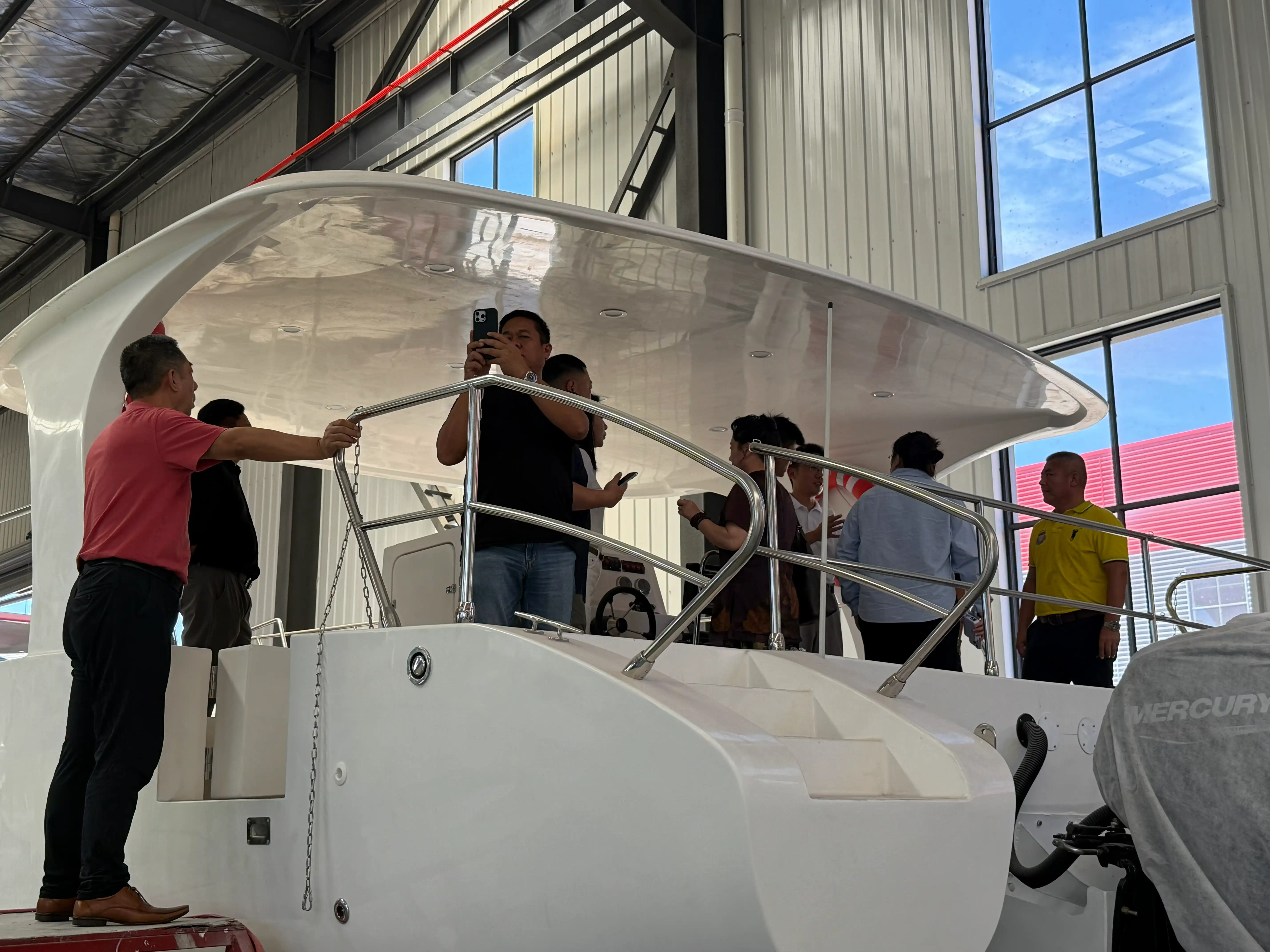 Indonesische Kunden besuchen LAWADA® zur Fabrikinspektion